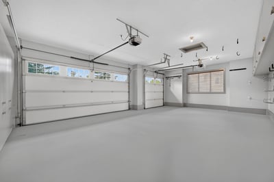 4 Aspen Cliff Close SW, Calgary, AB