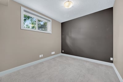 4 Aspen Cliff Close SW, Calgary, AB