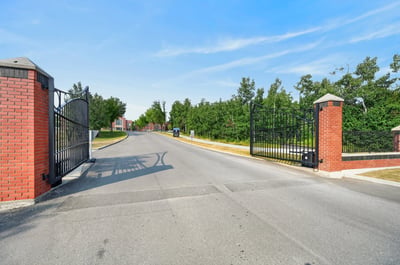 4 Aspen Cliff Close SW, Calgary, AB