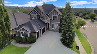 4 Aspen Cliff Close SW, Calgary, AB