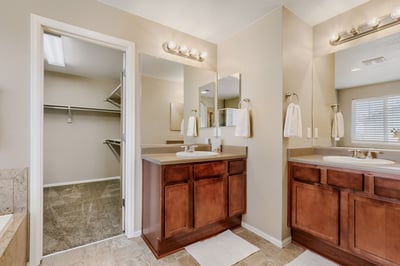 25283 E 2nd Avenue, Aurora, CO