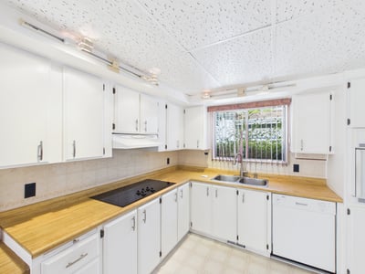9320 Trailcreek Drive, Sidney, BC