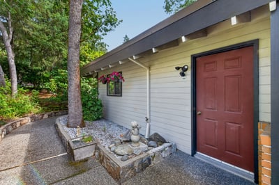 6 - 909 Carolwood Drive, Victoria, BC