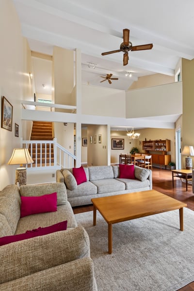 6 - 909 Carolwood Drive, Victoria, BC