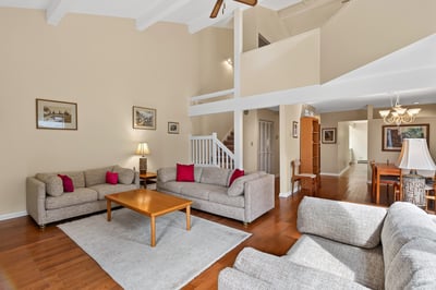 6 - 909 Carolwood Drive, Victoria, BC
