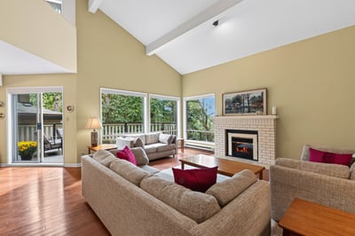 6 - 909 Carolwood Drive, Victoria, BC