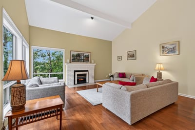 6 - 909 Carolwood Drive, Victoria, BC