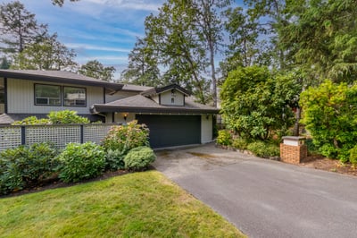 6 - 909 Carolwood Drive, Victoria, BC