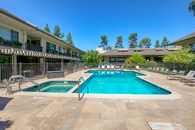 2140 Santa Cruz Ave, B106, Menlo Park, CA