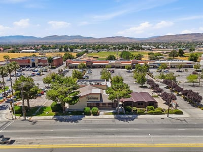 2162 E Palmdale Blvd., Palmdale, CA