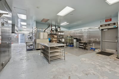 2162 E Palmdale Blvd., Palmdale, CA