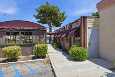 2162 E Palmdale Blvd., Palmdale, CA