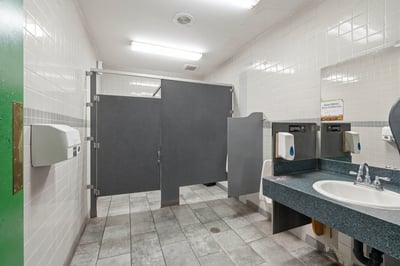 2162 E Palmdale Blvd., Palmdale, CA
