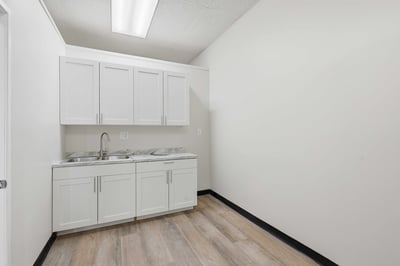 2140 E Palmdale Blvd., Palmdale, CA