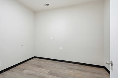 2140 E Palmdale Blvd., Palmdale, CA