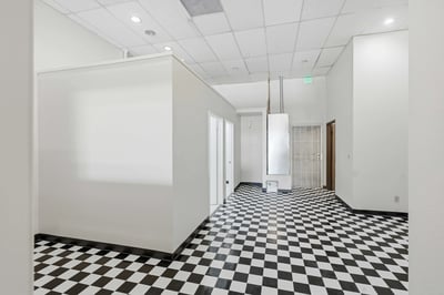 2140 E Palmdale Blvd., Palmdale, CA