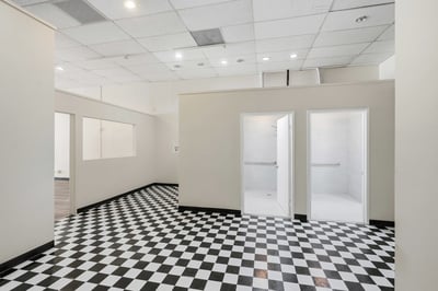 2140 E Palmdale Blvd., Palmdale, CA