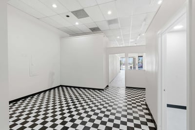 2140 E Palmdale Blvd., Palmdale, CA