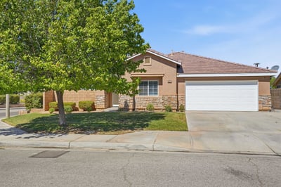 45237 Sancroft Ave., Lancaster, CA