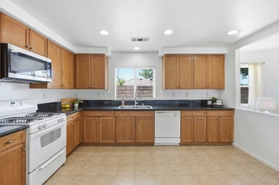 45237 Sancroft Ave., Lancaster, CA