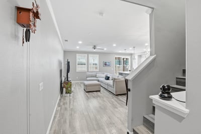 22077 Barrington Way, SANTA CLARITA, CA