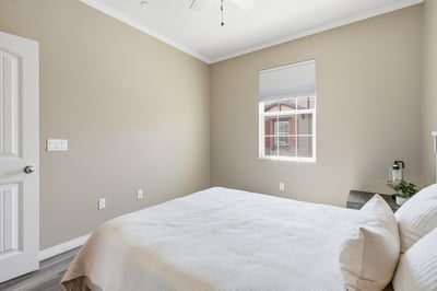 22077 Barrington Way, SANTA CLARITA, CA