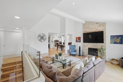 10335 Orton Ave., Los Angeles, CA