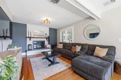 37 Broadview Street, Newington, CT