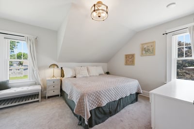 37 Broadview Street, Newington, CT