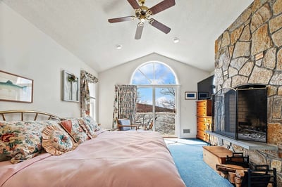32 Highland Avenue, Newbury, NH
