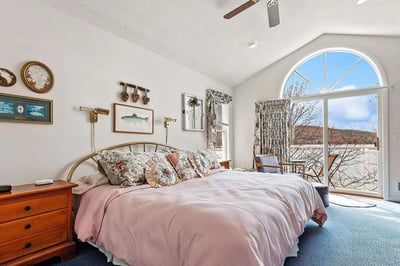 32 Highland Avenue, Newbury, NH