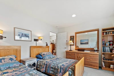32 Highland Avenue, Newbury, NH