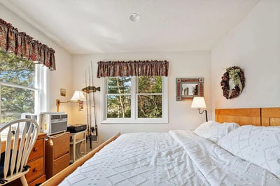 32 Highland Avenue, Newbury, NH