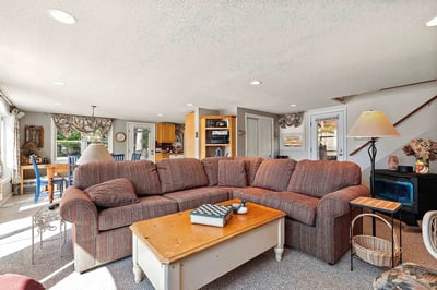 32 Highland Avenue, Newbury, NH