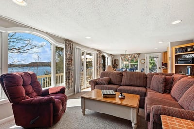 32 Highland Avenue, Newbury, NH