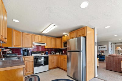 32 Highland Avenue, Newbury, NH