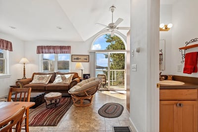 32 Highland Avenue, Newbury, NH