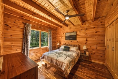 201 Rollins Rd, Newbury, NH