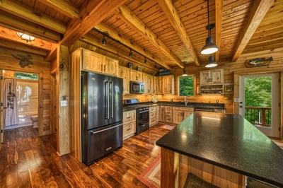 201 Rollins Rd, Newbury, NH
