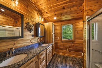 201 Rollins Rd, Newbury, NH