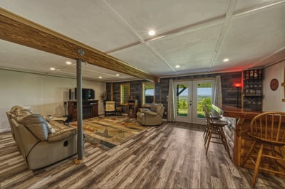 201 Rollins Rd, Newbury, NH