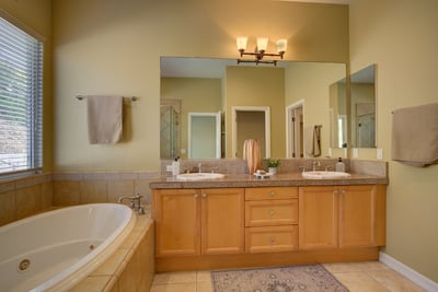 601 S Via Avante Ct, Arroyo Grande, CA