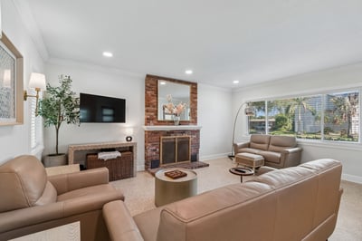 10916 Carrollwood Dr, Tampa, FL