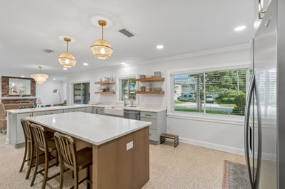 10916 Carrollwood Dr, Tampa, FL