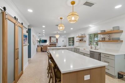 10916 Carrollwood Dr, Tampa, FL