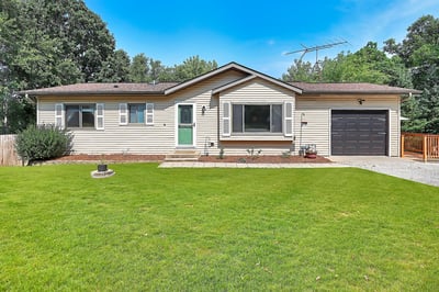 N2404 Giles Drive, Burlington, WI