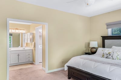 600 Winding Creek Dr, Carthage, NC