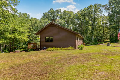 600 Winding Creek Dr, Carthage, NC