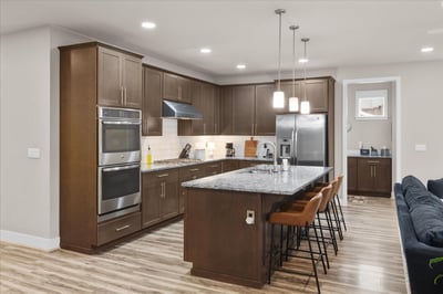 715 153rd St SW, Lynnwood, WA