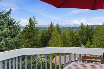 16813 NE 33rd St, Bellevue, WA